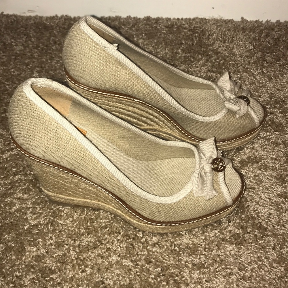 Tory Burch Wedges‼️